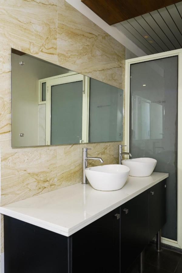 Lime Tree Hotel Pulkit Gurgaon-Artemis Hospital, Nearest Metro Huda City Centre Exterior photo