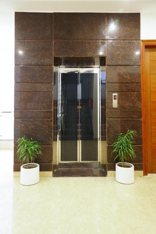 Lime Tree Hotel Pulkit Gurgaon-Artemis Hospital, Nearest Metro Huda City Centre Exterior photo