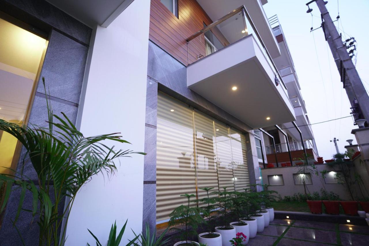 Lime Tree Hotel Pulkit Gurgaon-Artemis Hospital, Nearest Metro Huda City Centre Exterior photo