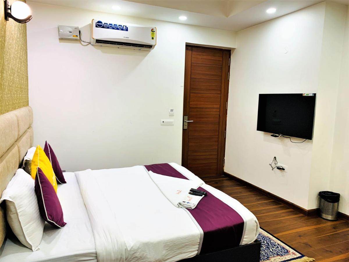 Lime Tree Hotel Pulkit Gurgaon-Artemis Hospital, Nearest Metro Huda City Centre Exterior photo
