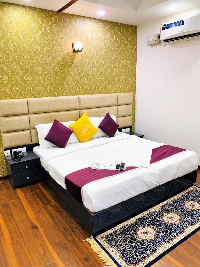 Lime Tree Hotel Pulkit Gurgaon-Artemis Hospital, Nearest Metro Huda City Centre Exterior photo